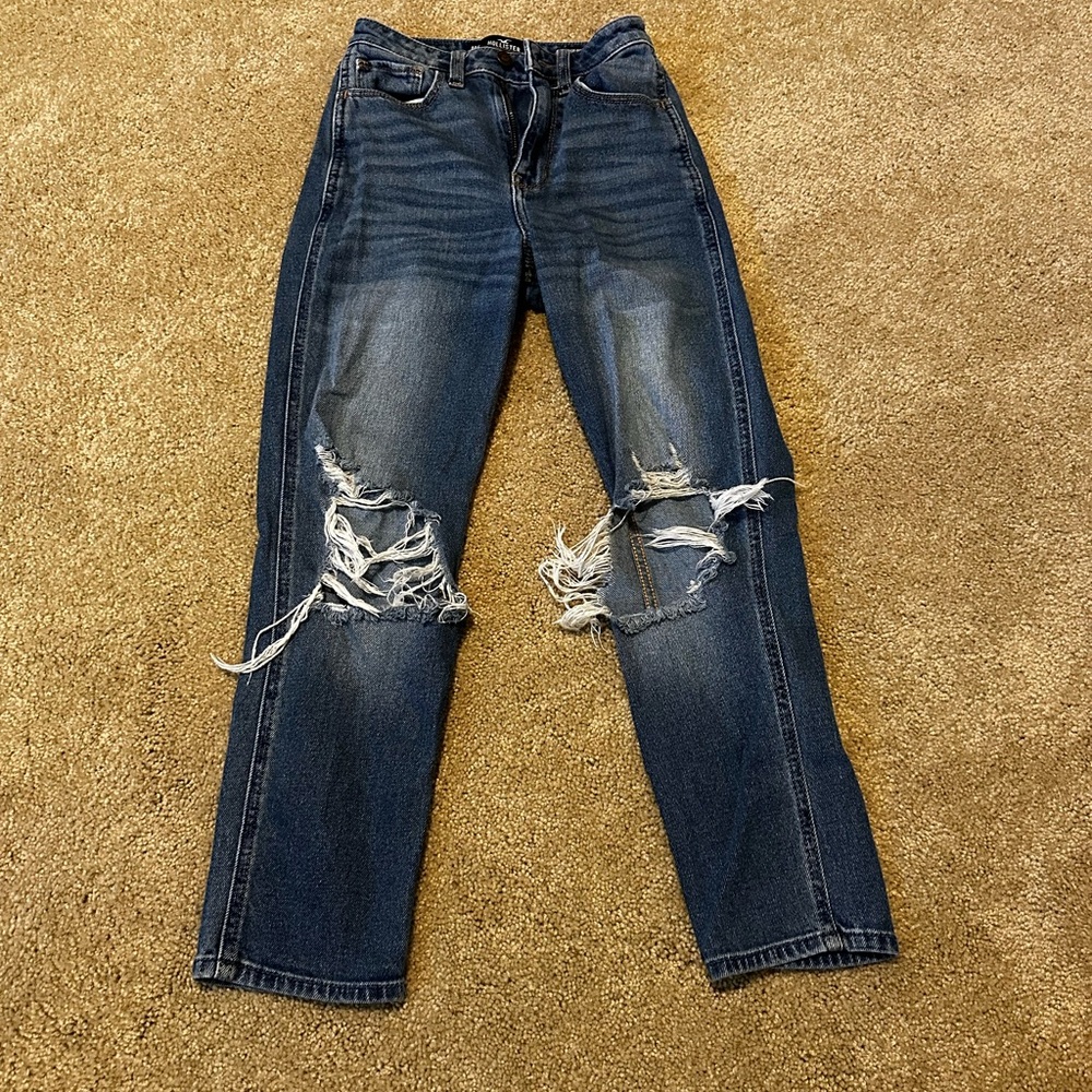 3/$20 ✨ Hollister mom Jeans size 23